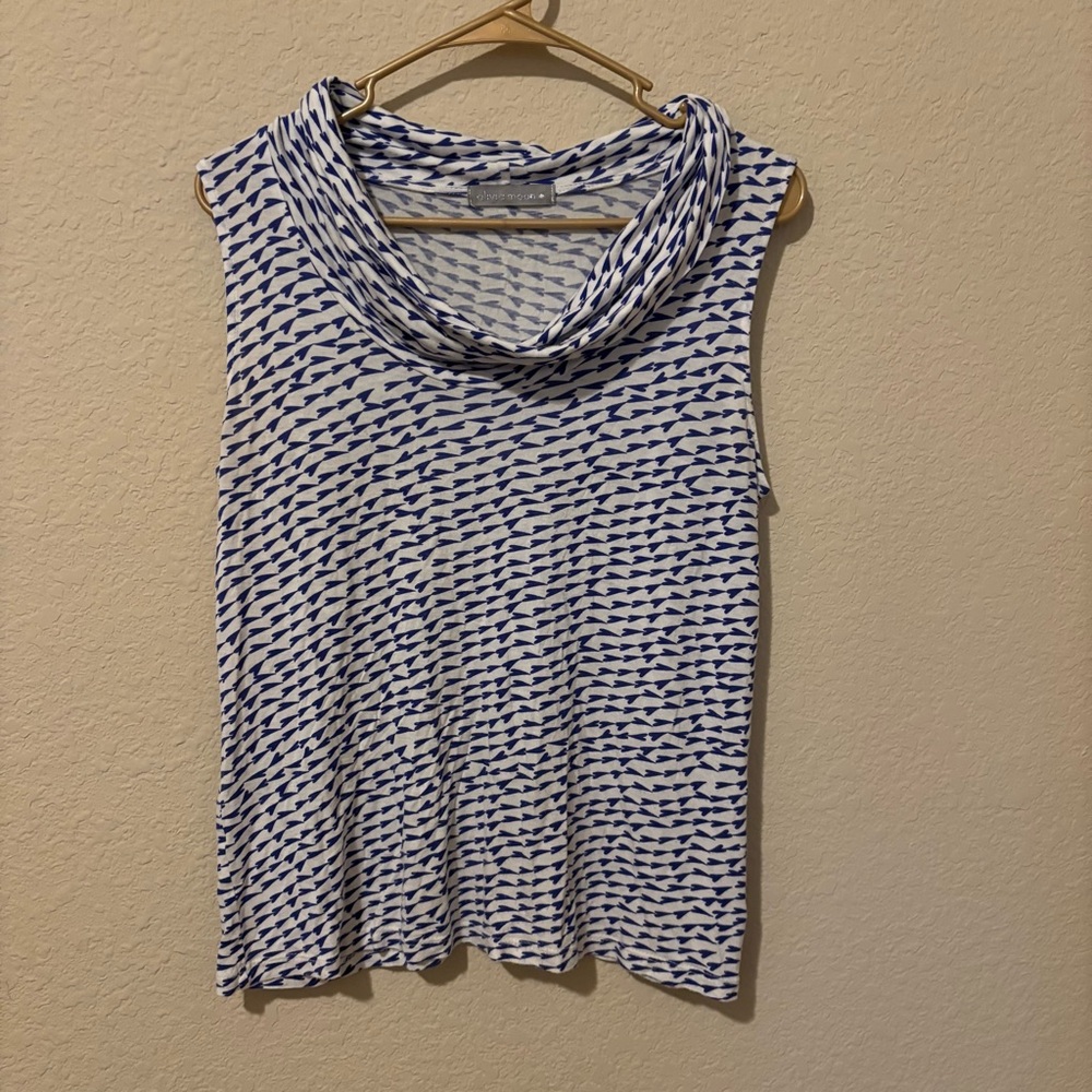 Olivia Moon Women’s Whit Blue Hearts Blouse, Size Medium